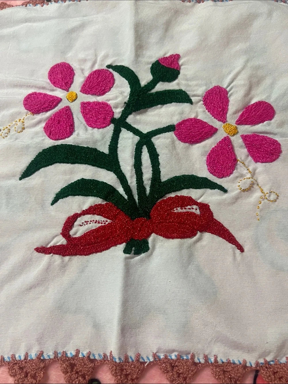 Hand-Embroidered Mexican Tortilla Warm - Pink Floral